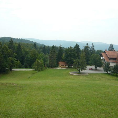 Polzevo Hotel Visnja Gora Bagian luar foto