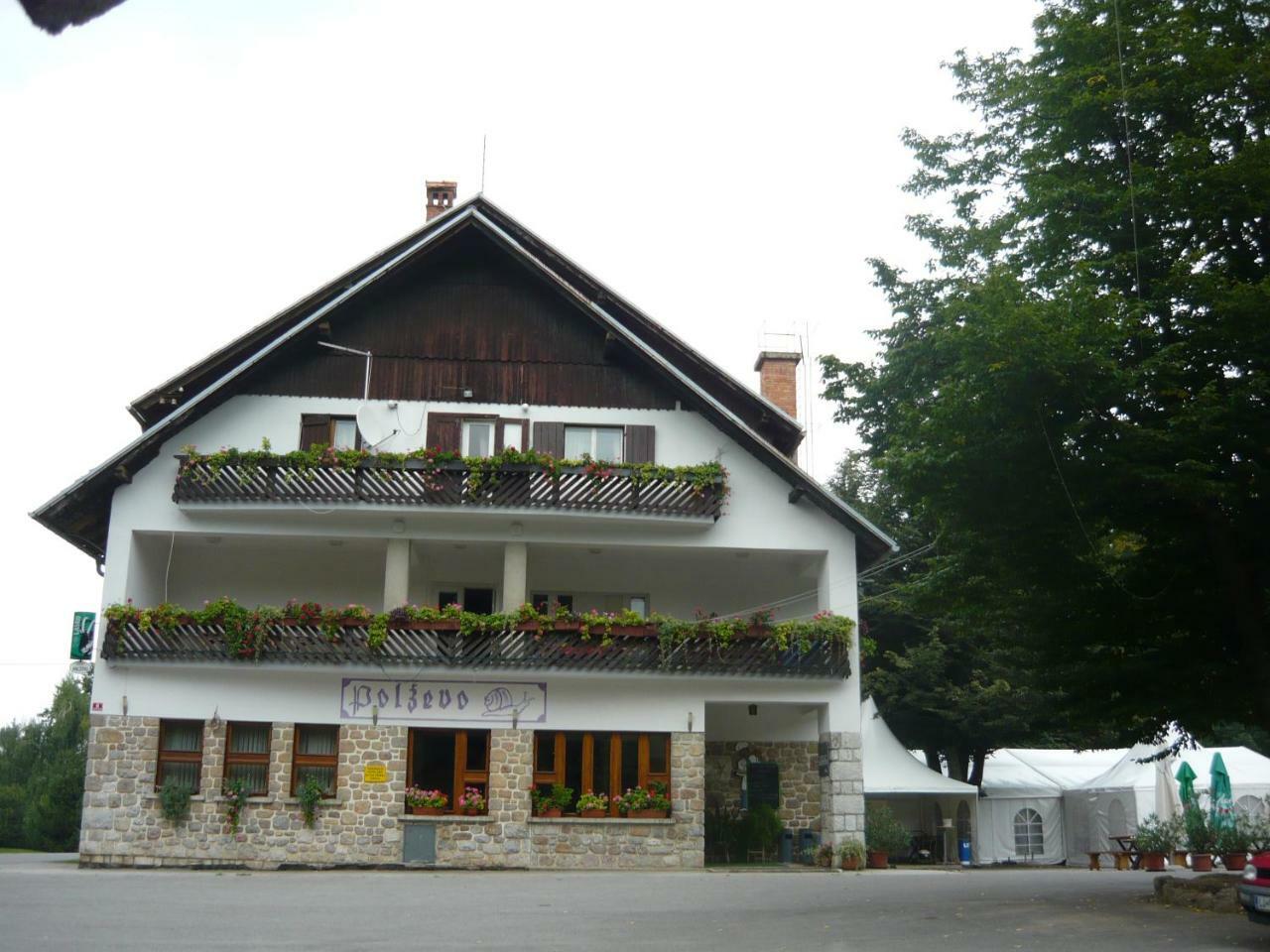 Polzevo Hotel Visnja Gora Bagian luar foto