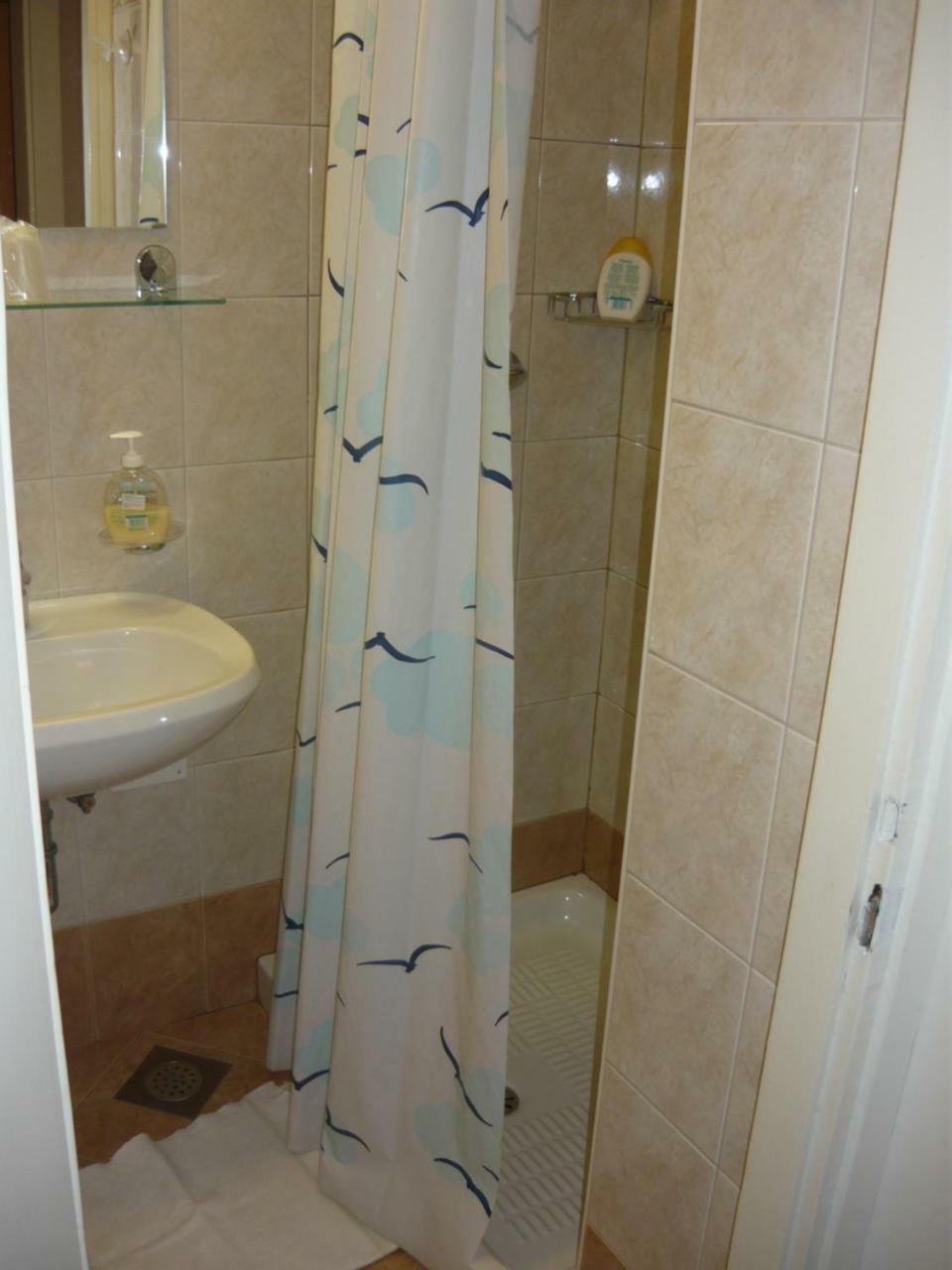 Polzevo Hotel Visnja Gora Bagian luar foto
